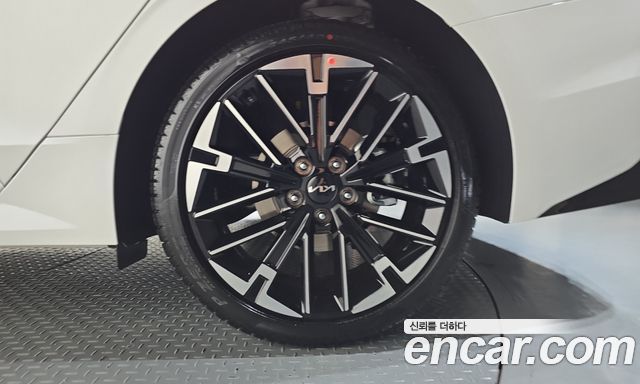 Kia K5 (III) 1.6 Turbo Best Selection 2027 — фото 21