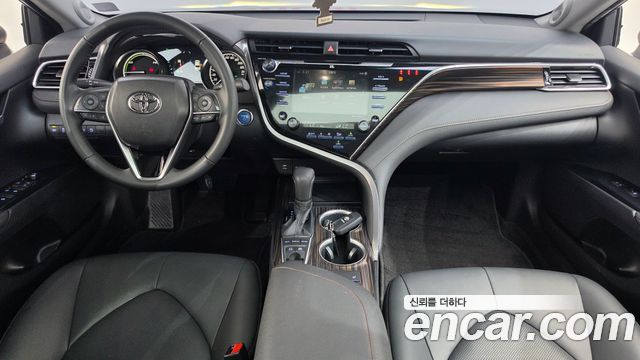 Toyota Camry (XV70) 2.5 XLE Hybrid 2018 — фото 7