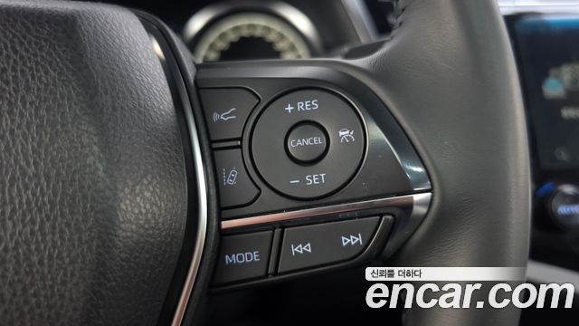 Toyota Camry (XV70) 2.5 XLE Hybrid 2018 — фото 19