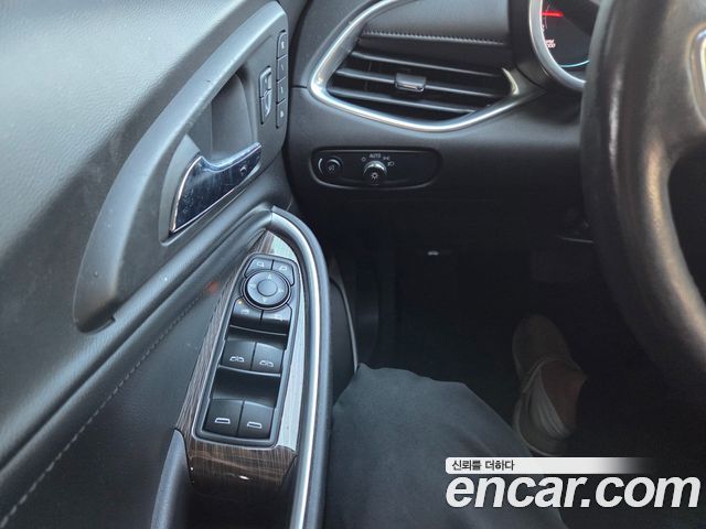 Chevrolet Malibu 1.5 Turbo LTZ 2017 — фото 15