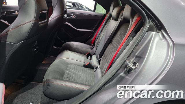 Mercedes-Benz CLA-Class (C117) CLA45 AMG 4MATIC 2018 — фото 11