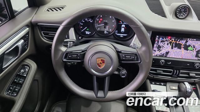 Porsche Macan 2.9 S 2022 — фото 13