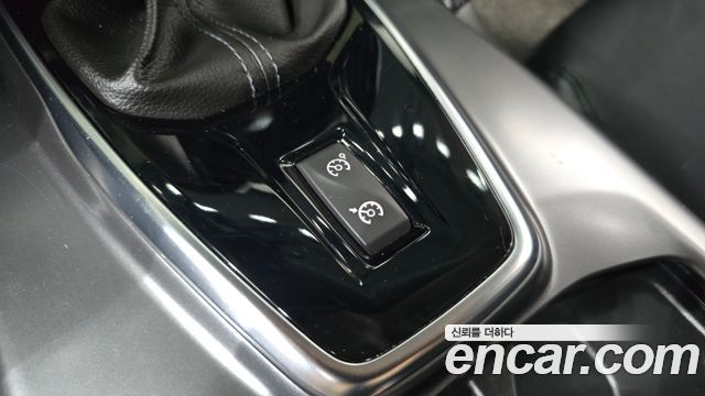 Renault Korea QM6 Gasoline 2WD LE 2019 — фото 32