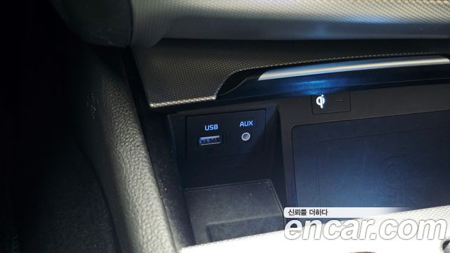Genesis G80 3.3 GDI AWD Luxury 2018 — фото 12