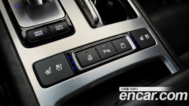 Genesis G80 3.3 GDI AWD Luxury 2018 — фото 17