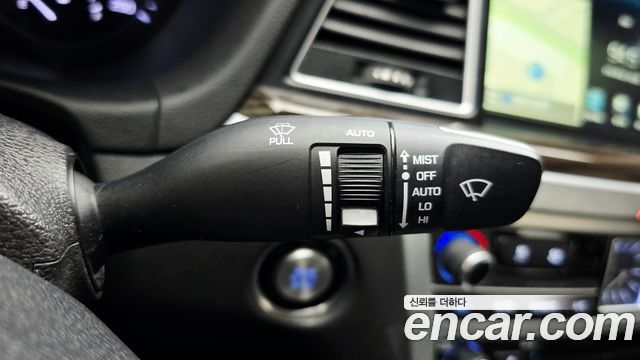 Genesis G80 3.3 GDI AWD Luxury 2018 — фото 30