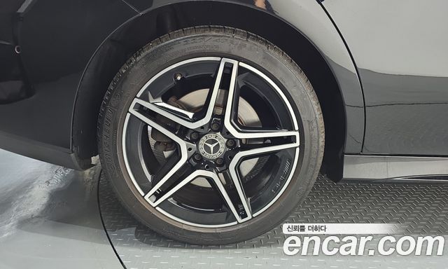 Mercedes-Benz CLA-Class (C118) CLA250 4MATIC 2021 — фото 5