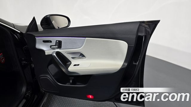 Mercedes-Benz CLA-Class (C118) CLA250 4MATIC 2021 — фото 30