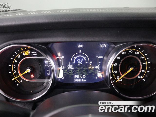 Jeep Wrangler (JL) 2.0 Overland Power Top 4Door 2022 — фото 20