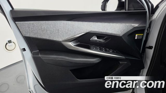Peugeot 3008 (II) 1.2 Pure Tech GT 2025 — фото 24