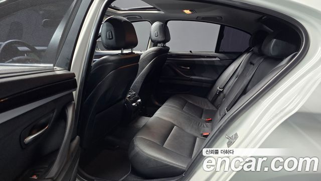 BMW 5 Series (F10) 528i 2015 — фото 11