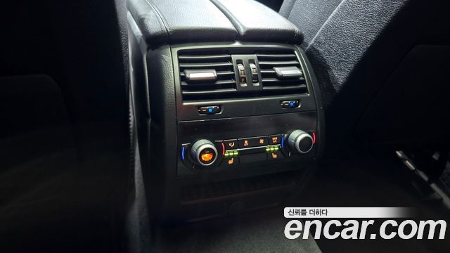 BMW 5 Series (F10) 528i 2015 — фото 16