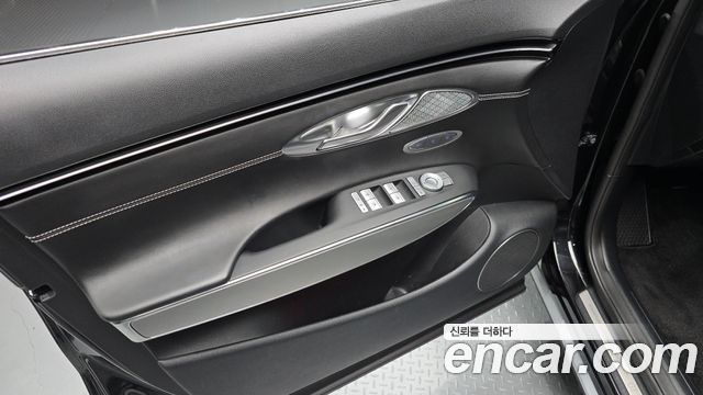 Genesis Electrified (GV70) e-AWD 2022 — фото 24