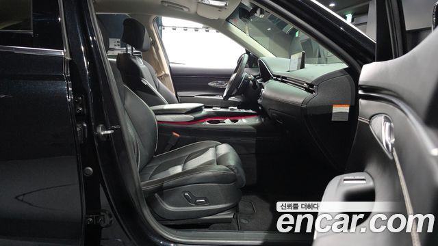 Genesis Electrified (GV70) e-AWD 2022 — фото 26