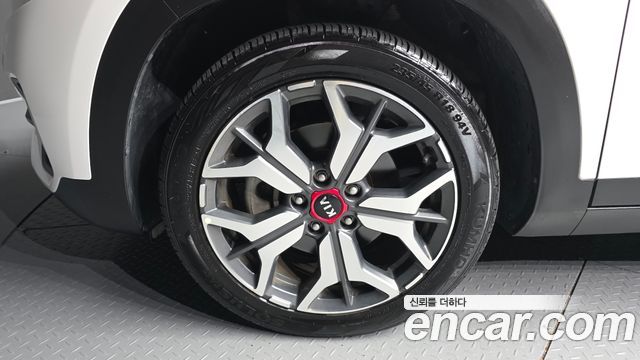 Kia Seltos Gasoline 1.6 Turbo 2WD Signature 2022 — фото 5