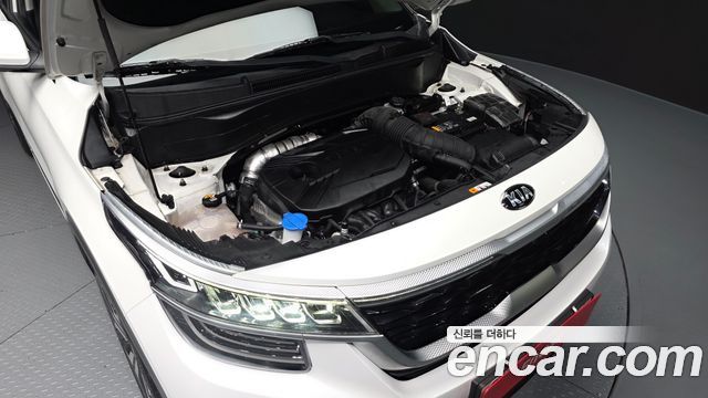 Kia Seltos Gasoline 1.6 Turbo 2WD Signature 2022 — фото 6
