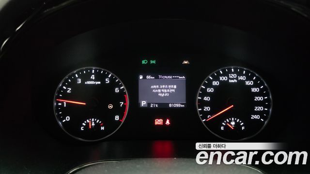 Kia Seltos Gasoline 1.6 Turbo 2WD Signature 2022 — фото 8