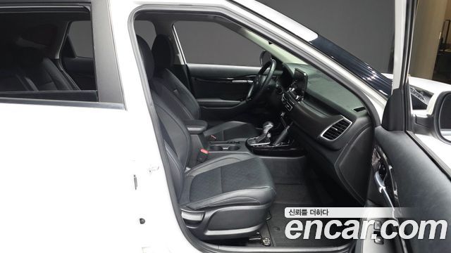 Kia Seltos Gasoline 1.6 Turbo 2WD Signature 2022 — фото 11