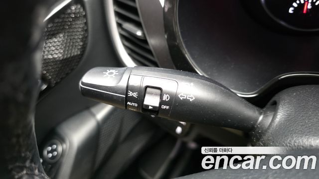 Kia Seltos Gasoline 1.6 Turbo 2WD Signature 2022 — фото 30