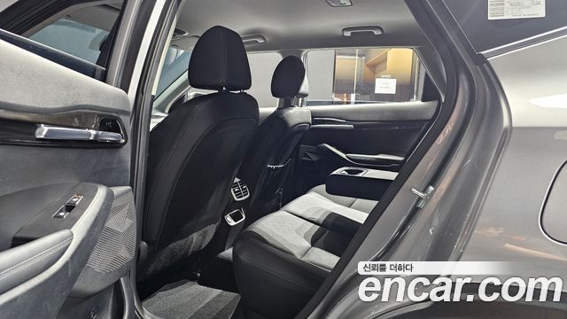 Kia Seltos Gasoline 1.6 Turbo 2WD Signature 2023 — фото 26