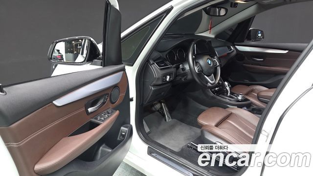 BMW 2 Series Active Tourer (F45) Sports Final Edition 2021 — фото 10