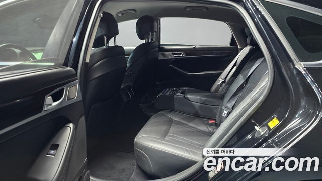 Genesis G80 3.8 GDI AWD Prestige 2017 — фото 12