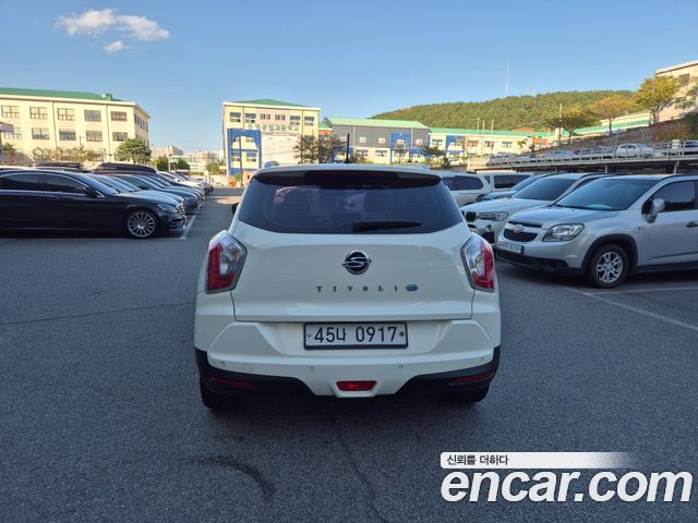KG Mobility (SsangYong) Tivoli Diesel VX 2WD 2016 — фото 4