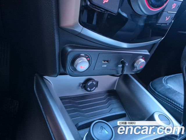 KG Mobility (SsangYong) Tivoli Diesel VX 2WD 2016 — фото 15