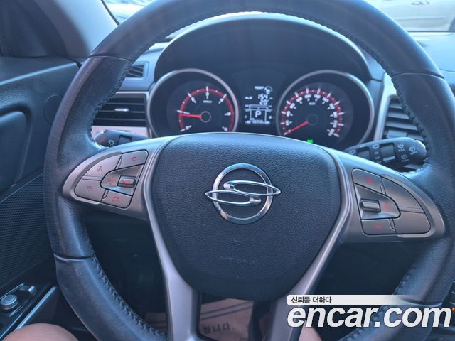 KG Mobility (SsangYong) Tivoli Diesel VX 2WD 2016 — фото 16