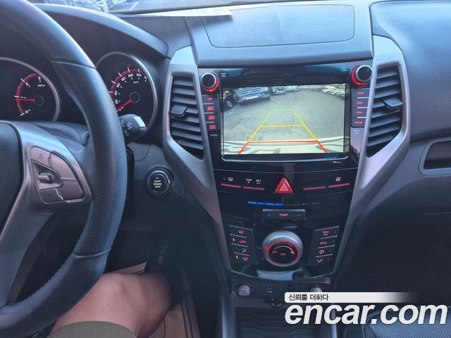 KG Mobility (SsangYong) Tivoli Diesel VX 2WD 2016 — фото 18