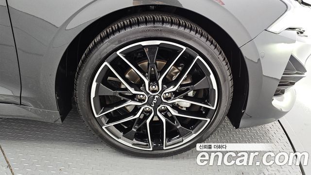 Kia K5 (III) 1.6 Turbo Noblesse 2023 — фото 21