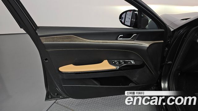 Kia K5 (III) 1.6 Turbo Noblesse 2023 — фото 24