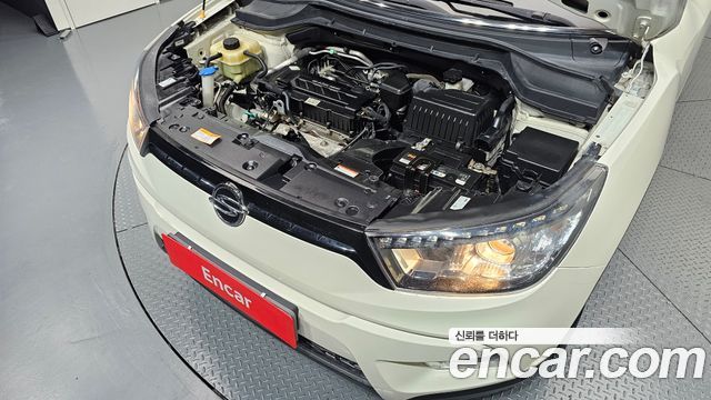 KG Mobility (SsangYong) Tivoli LX 2WD DLX 2016 — фото 6