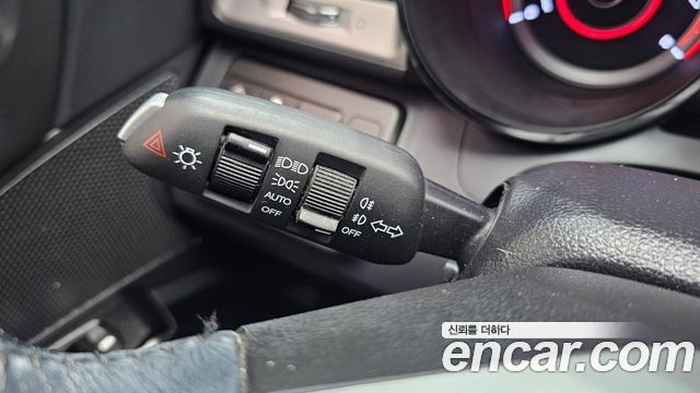 KG Mobility (SsangYong) Tivoli LX 2WD DLX 2016 — фото 18