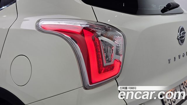 KG Mobility (SsangYong) Tivoli LX 2WD DLX 2016 — фото 23