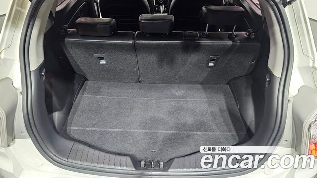 KG Mobility (SsangYong) Tivoli LX 2WD DLX 2016 — фото 30