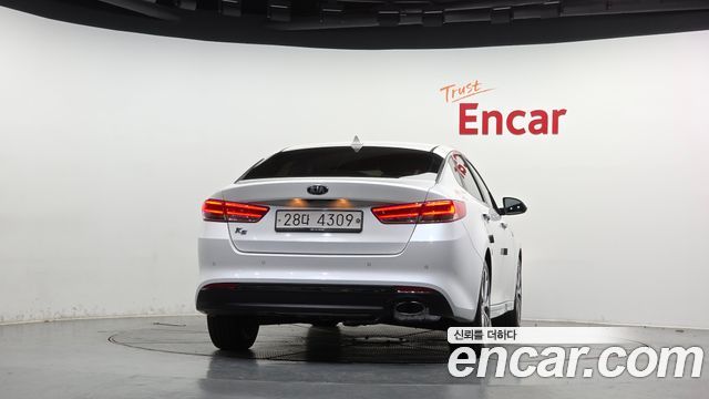 Kia K5 (II) 2.0 MX Style Edition 2018 — фото 4