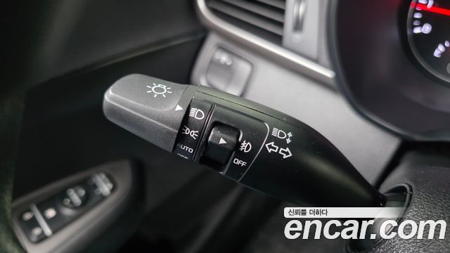 Kia K5 (II) 2.0 MX Style Edition 2018 — фото 19