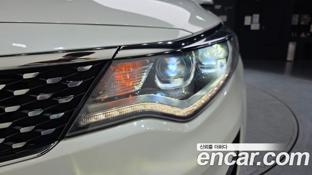 Kia K5 (II) 2.0 MX Style Edition 2018 — фото 22