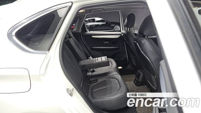 BMW 2 Series Active Tourer (F45) Joy 2019 — фото 11
