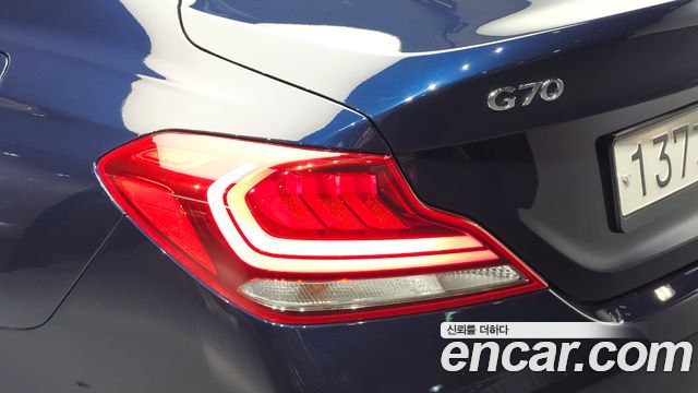 Genesis G70 2.0T AWD Elite 2020 — фото 23