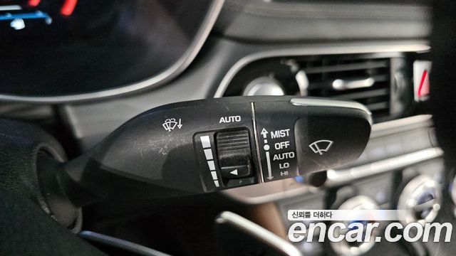Genesis G70 2.0T AWD Elite 2020 — фото 28