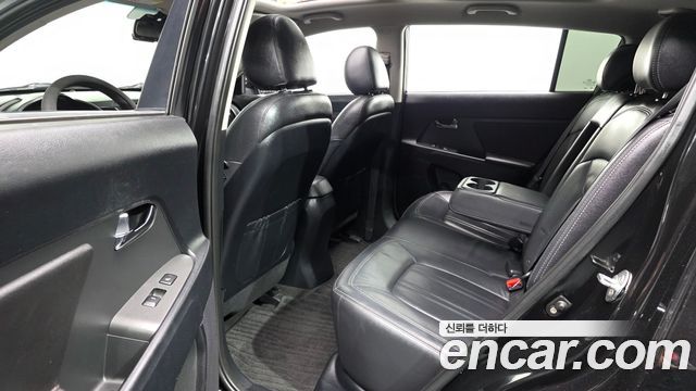 Kia Sportage R Diesel 2WD Limited 2012 — фото 11