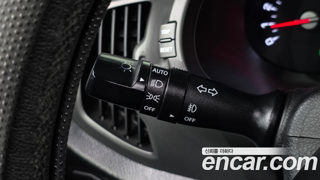 Kia Sportage R Diesel 2WD Limited 2012 — фото 27