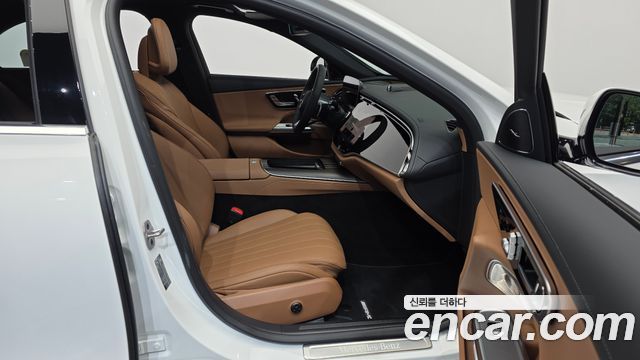 Mercedes-Benz E-Class (W214) E300 4MATIC AMG Line 2026 — фото 11