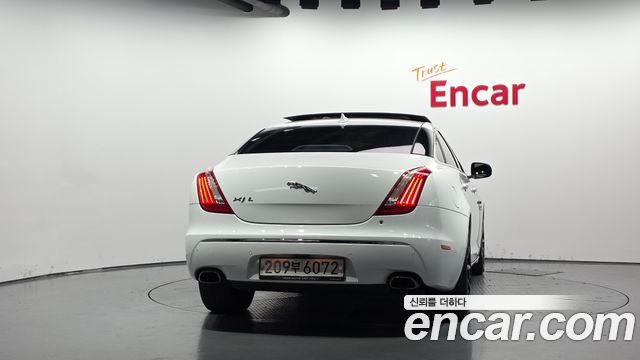 Jaguar XJ 3.0D Premium Luxury LWB X351 2015 — фото 4