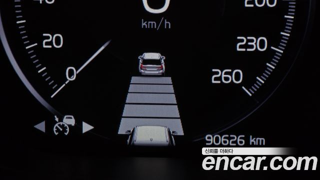 Volvo XC60 (II) T8 R-Design 2021 — фото 28