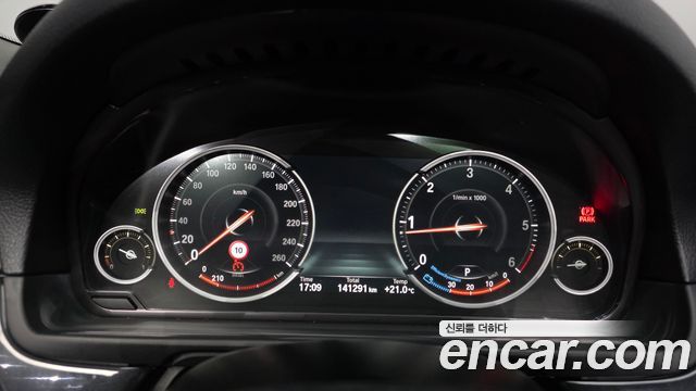 BMW 5 Series (F10) 520d xDrive 2014 — фото 8