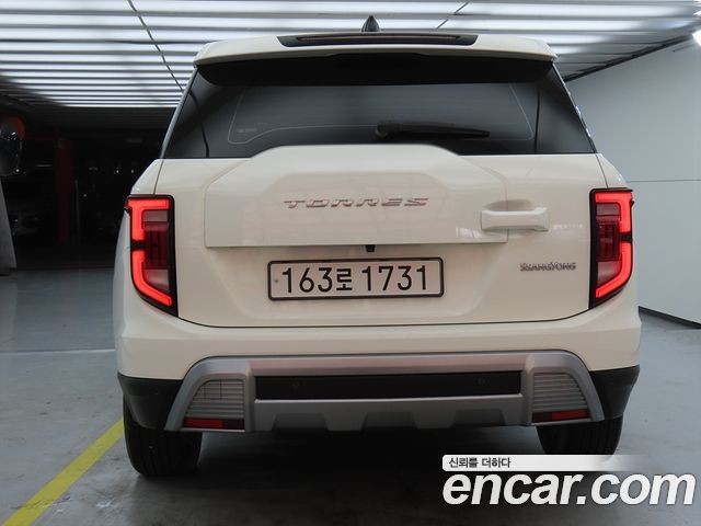 KG Mobility (SsangYong) Torres Gasoline 1.5 4WD T5 2023 — фото 3