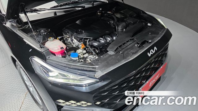 Kia K8 2.5 Gasoline 2WD Noblesse 2022 — фото 6